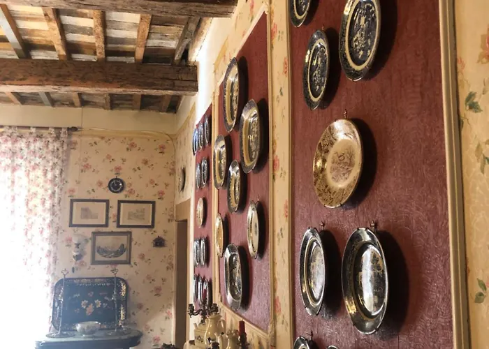 Palazzetto Pergi 4* Tolfa